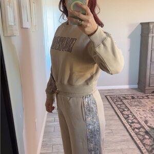 Women's Beige Sweatpants